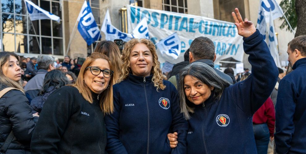 Abrazo-Hospital-de-Clínicas-26-de-junio-2025-(4)