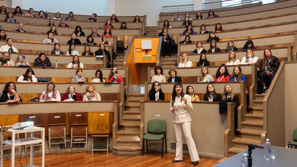 II Congreso Iberoamericano de Dermatofarmacia y Cosmética Aplicada - Agosto 2025 (4)